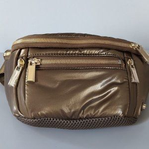 Caraa Small Sling Bag (Gold)